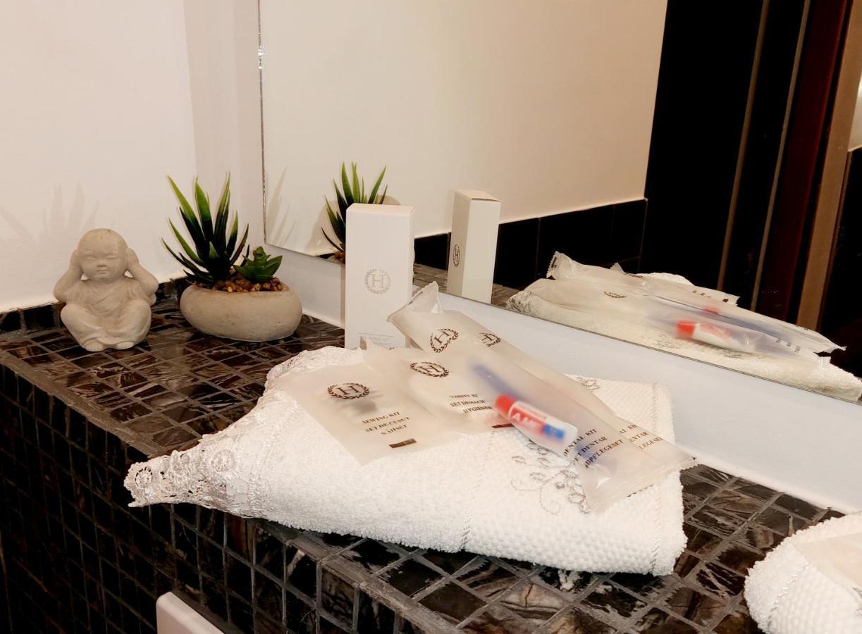 La Fluturi Apartament Διαμέρισμα Σουκεάβα Εξωτερικό φωτογραφία